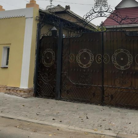 Новая Квартира Apartamento Odessa Exterior foto